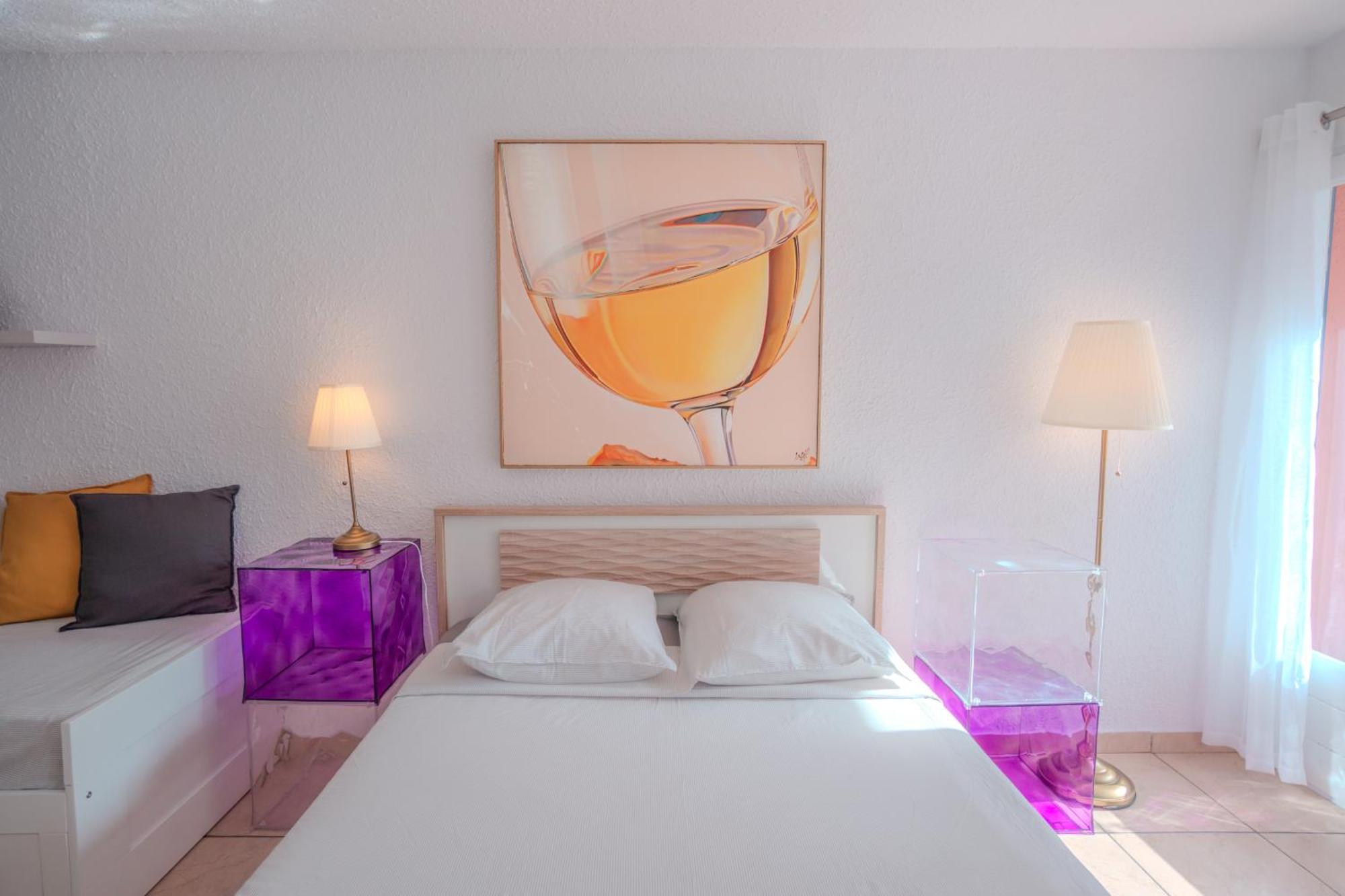 Lumineux Studio Tout Equipe Canet-en-Roussillon Bilik gambar