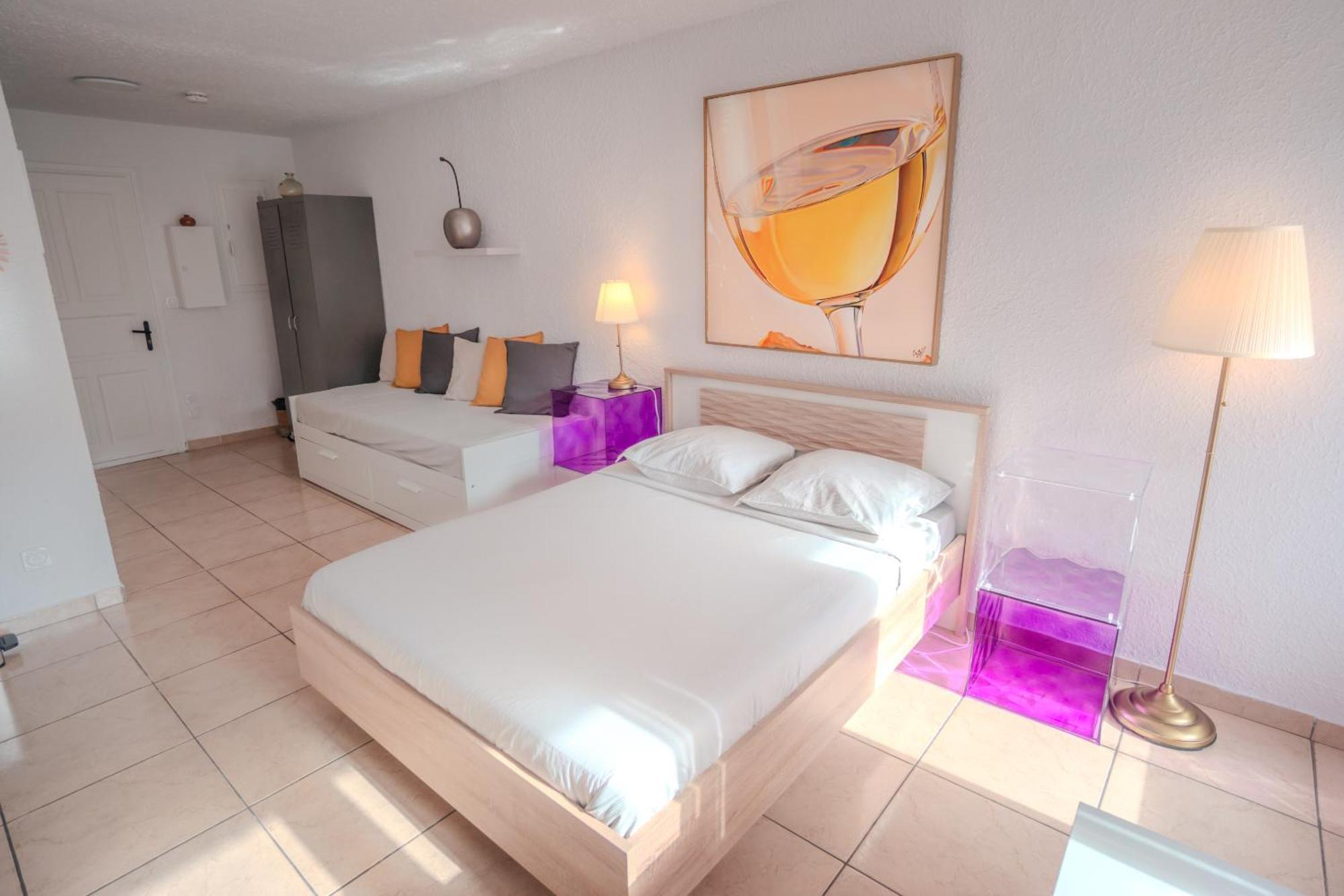 Lumineux Studio Tout Equipe Canet-en-Roussillon Bilik gambar